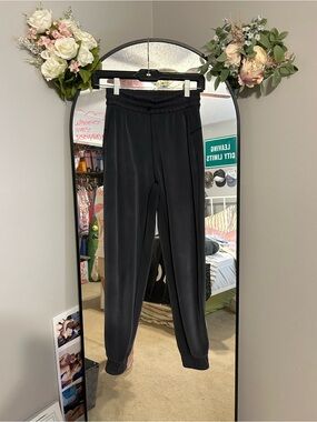 Lululemon Softstreme High-Rise Joggers